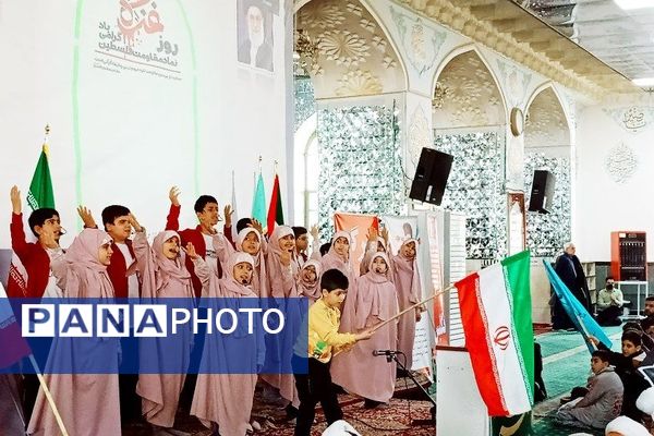 جشن پیروزی مقاومت فلسطین در کاشمر