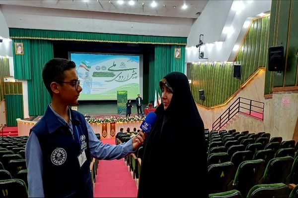 دانش‌آموزان پیشتاز برای نقش‌آفرینی در جامعه آماده می‌شوند