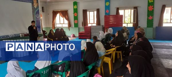 آیین تقدیر از معلمان مرکز دارالقرآن سوادکوه 