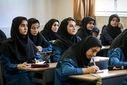 اعتماد به نفس چراغ درونی که نوجوان را در مسیر پیشرفت تحصیلی هدایت می‌کند