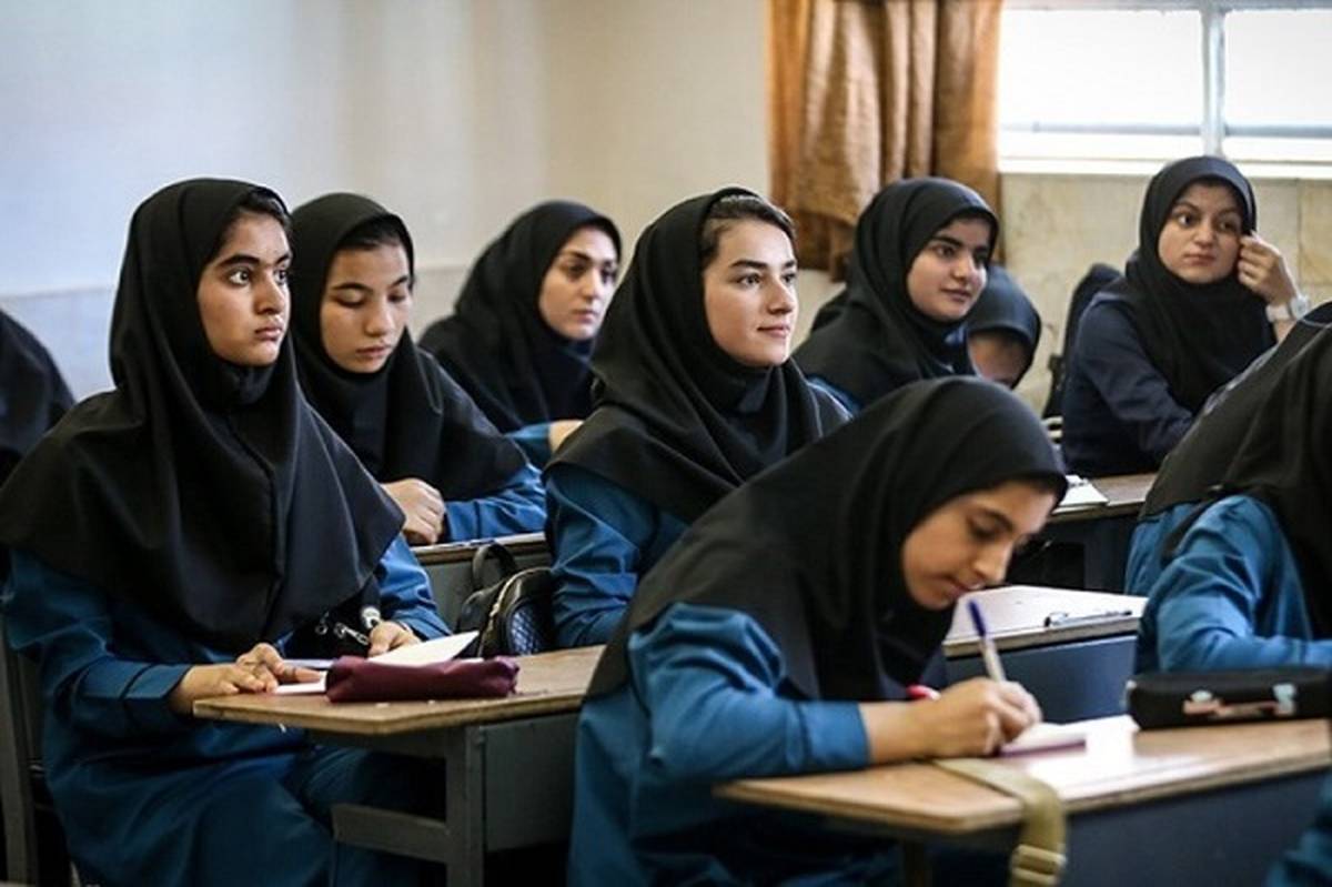 اعتمادبهنفس؛ چراغ درونی که نوجوان را در مسیر پیشرفت تحصیلی هدایت میکند