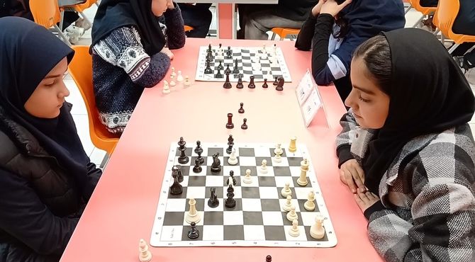 برگزاری مسابقات شطرنج مدارس دخترانه منطقه ۲ 