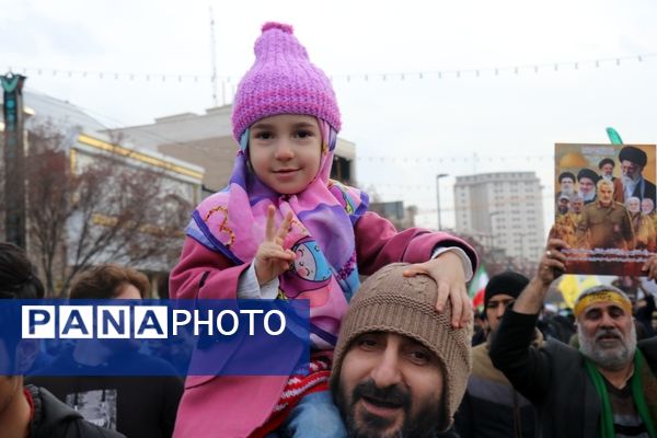 سه نسل متفاوت پای کار آرمان واحدی به نام مقاومت