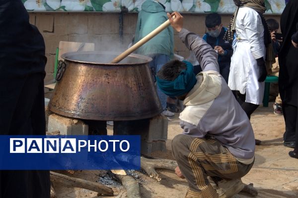 دهمین جشنواره سمنوی شهر درق 