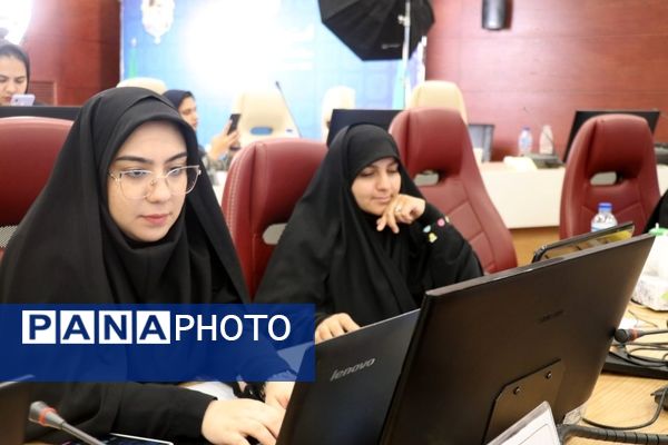 اتاق کنترل وضعیت ستاد انتخابات شهر مشهد در دور دوم انتخابات ریاست جمهوری 