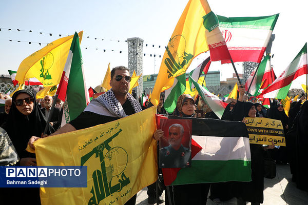 تجمع محکومیت ترور سید حسن نصرالله و قدردانی از عملیات وعده صادق ۲ در میدان امام حسین(ع)