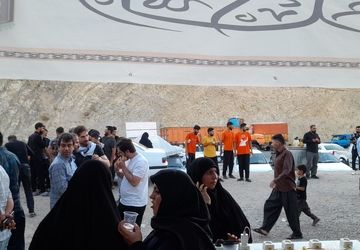 نیروی انتظامی شبانه‌روز در حال خدمات‌رسانی و راهنمایی زائران حسینی است
