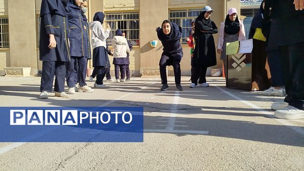 المپیاد درون مدرسه‌ای دبیرستان پیرایش یک 