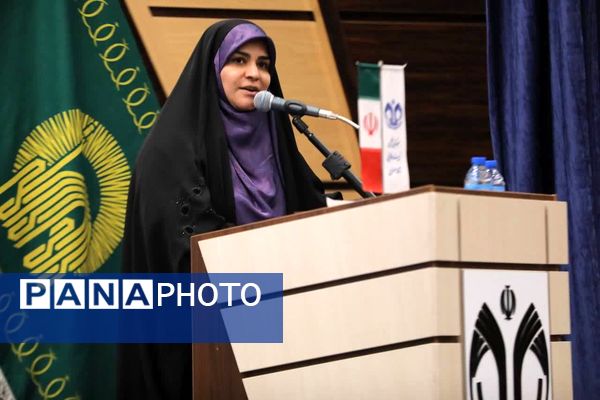 همایش تقدیر از مادران و همسران شهدا در دانشگاه قم