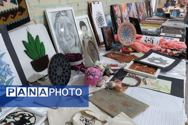 افتتاحیه هفته ماها و جشنواره فرهنگی هنری امید فردا