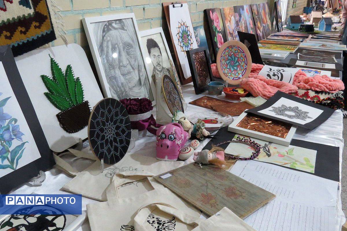 افتتاحیه هفته ماها و جشنواره فرهنگی هنری امید فردا