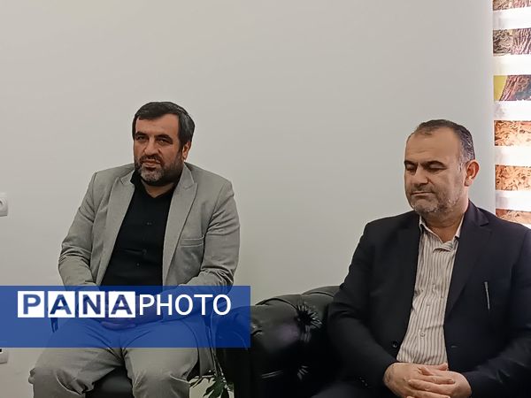 دیدار نوروزی نماینده شهرستان‌های محمودآباد و نور با مدیران ادارات در محمودآباد 