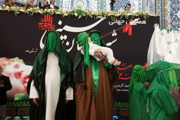 مراسم شیرخوارگان حسینی در مصلی بزرگ امام علی(ع) شهرستان ساوه