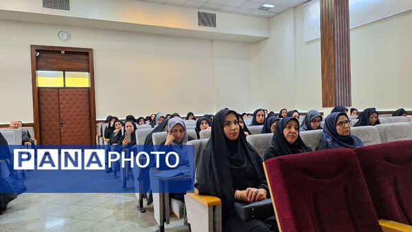 تحول مدیریتی در مدارس ابتدایی ناحیه ۶ مشهد با دوره کوچینگ سازمانی