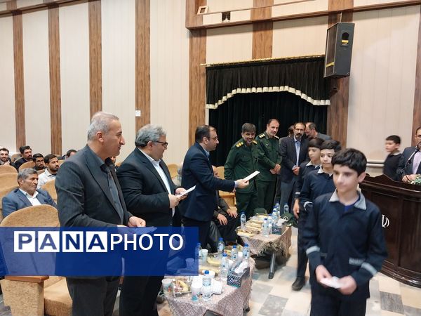 آیین بزرگداشت مقام معلم در شهرستان ابهر با حضور مسئولان استانی و شهرستانی