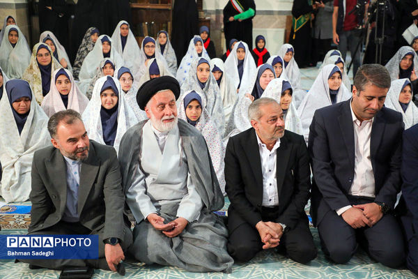مراسم اقامه نماز جماعت اولین روز بازگشایی مدارس