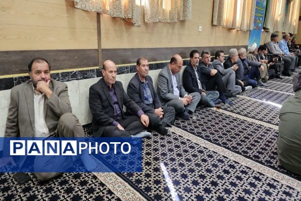 مراسم بزرگداشت شهدای مقاومت و نیروی انتظامی در شهرستان فاروج 