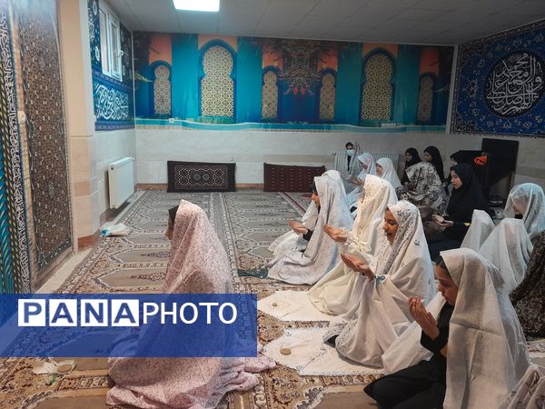 نواختن زنگ نماز با شعار «مِهر با مُهر» در مدارس شهرستان ملارد همزمان با آغاز سال تحصیلی