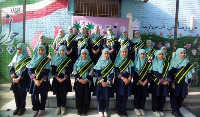 جشن ولادت حضرت علی(ع) در دبستان پیروزی سمنان