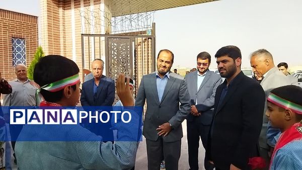 آیین بازگشایی مدارس و افتتاح هنرستان تخصصی مکانیک خودرو برادران در نیشابور 