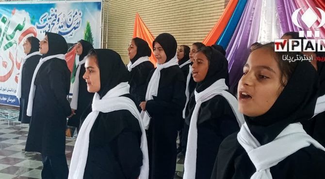مراسم روز دانش‌آموز در آموزشگاه حجاب شهرستان درگزین
