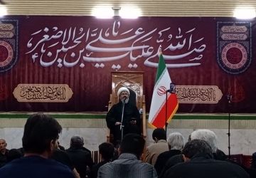 شکوه عزاداری حسینی در کاشمر؛ شب هشتم در تکیه علی اصغری
