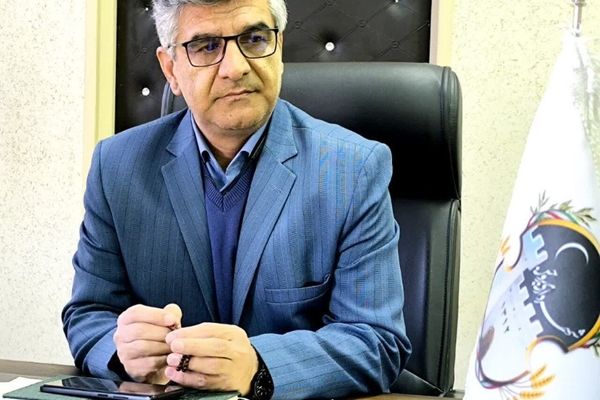 وضعیت محله صادقیه بروجن با آسفالت‌کاری بهبود می‌یابد