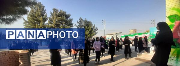 صبحگاه دبیرستان دخترانه دوره اول پروین اعتصامی  روستای انداد