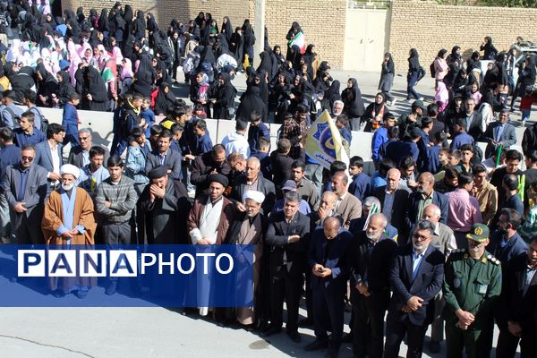 شکوه حضور مردم شهرستان سامان در راهپیمایی یوم‌الله ۱۳ آبان