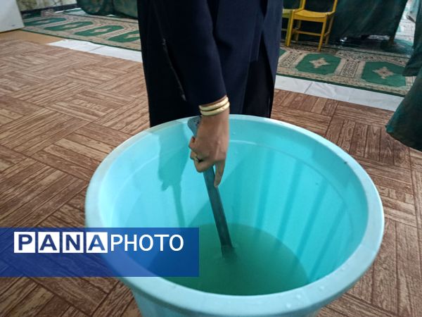 موکب دلدادگی در حاجی‌آباد عطر شهادت امام رضا (ع) در مسجد جامع پیچید