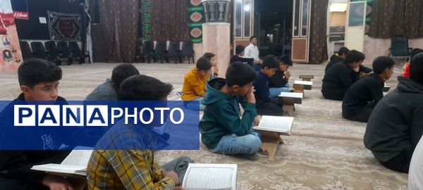 جلسه قرآنی و آموزش تخصصی قرائت قرآن کریم شهدای فدافن