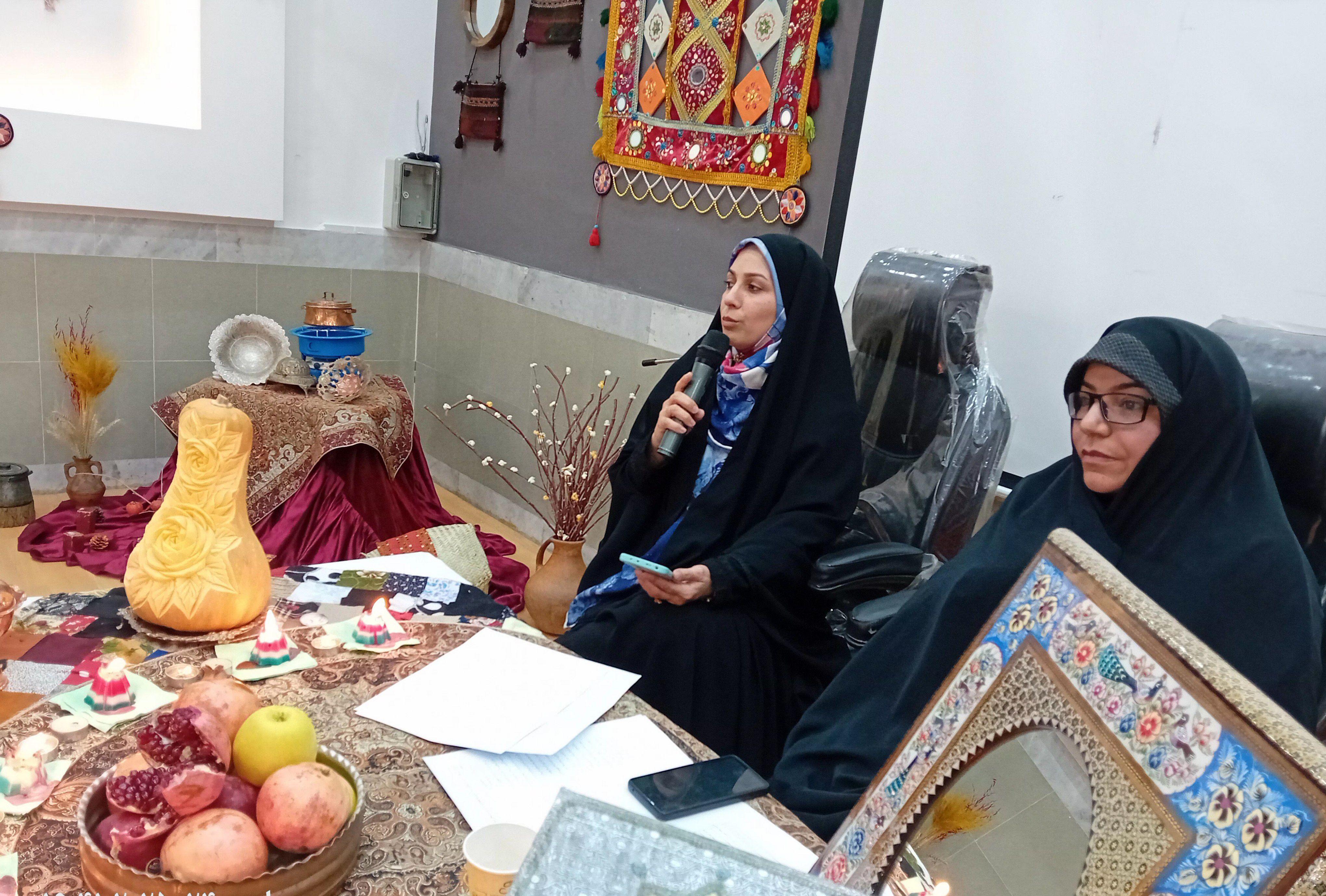 وقتی نوجوانان قلم به دست گرفتند شب شعر رنگی تازه یافت