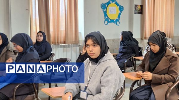 افتتاحیه جشنواره همیار معلم در دبیرستان فاطمیه ناحیه یک کرج