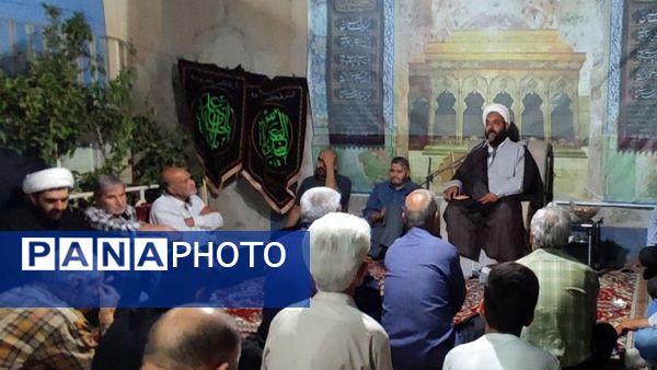 روضه خانگی در یکی از خانه کهن شهرستان کاشمر