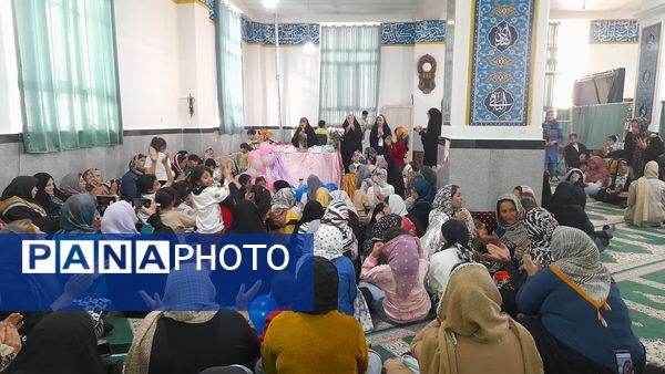 مراسم جشن دهه کرامت و استقبال از پرچم حرم رضوی در شهرستان‌فیروزکوه