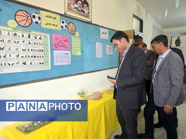 گرامیداشت هفته بهداشت و روان در دبیرستان مرحوم میری خلیل آباد 