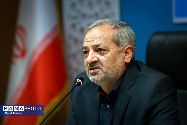 جلسه ستاد راهبری نظام مراقبت اجتماعی دانش‌آموزان (نماد)