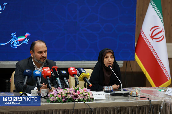 نشست خبری معاون پرورشی و فرهنگی وزیر آموزش‌وپرورش