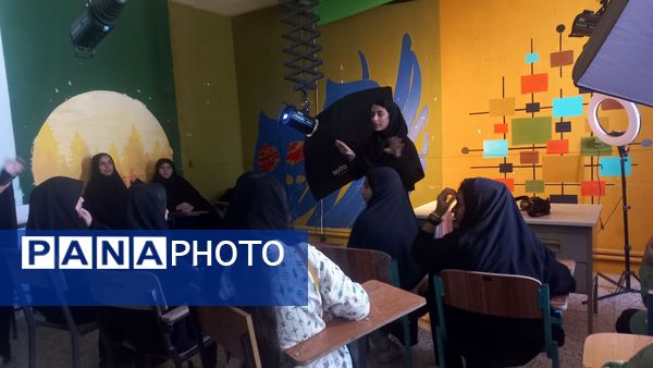 برگزاری هفته دوم دوره آموزشی فصل رویش در هنرستان ثمین