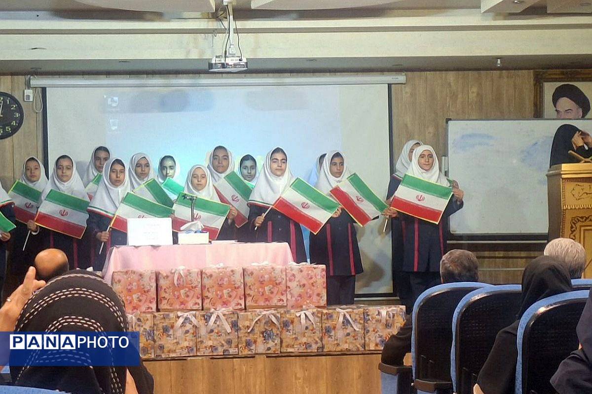 نشست صمیمی رئیس آموزش‌وپرورش قدس با انجمن‌های مدارس