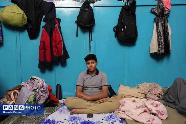 اعتکاف دانش‌آموزی در حسینه ارشاد