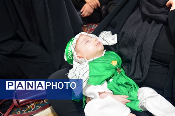 شیرخوارگان عهد سربازی امام‌زمان را در مصلی نسیم‌شهر بستند
