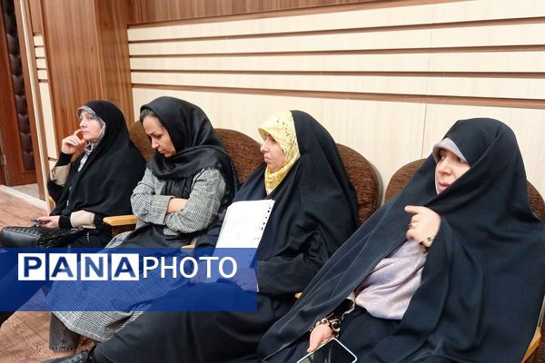 انتخابات شورای دانش آموزی منطقه‌ای با حضور معاون پرورشی و تربیت بدنی ناحیه دو شهرری 