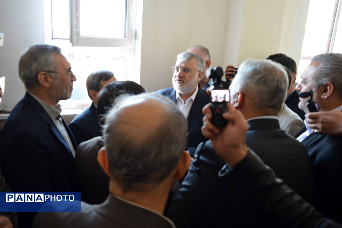 سفر یک‌روزه استاندار تهران به شهرستان بهارستان