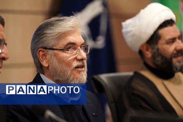 هم‌اندیشی بسیج اساتید با وزیر علوم، تحقیقات و فناوری مشهد