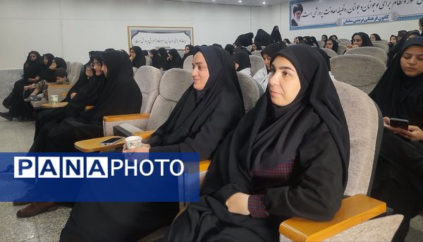 یادواره شهدای فرهنگی و دانش‌آموز در خلیل آباد 