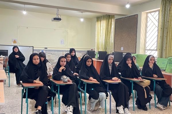 آموزش عکاسی فصل رویش انجمن اسلامی