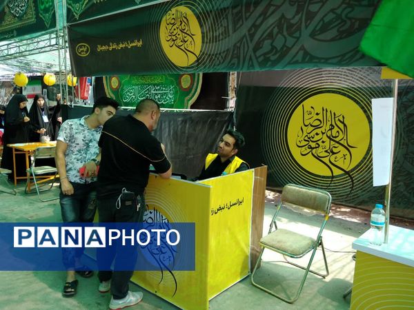 برپایی موکب شهدای شاهنامه و شهرداری منطقه ۱۲ و پذیرایی از زائران امام رضا (ع) در مشهد 
