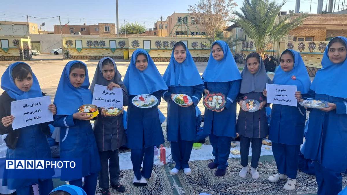 تخم مرغ، قهرمان کوچک سفرهها: جشنوارهای پرنشاط در دبستان دخترانه ام البنین