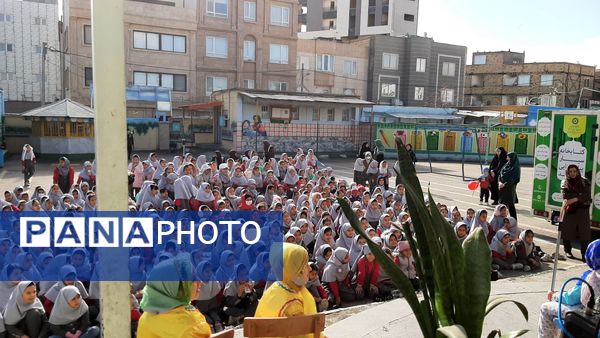 اجرای برنامه فرهنگی و عروسکی پیک دانایی در دبستان نیایش